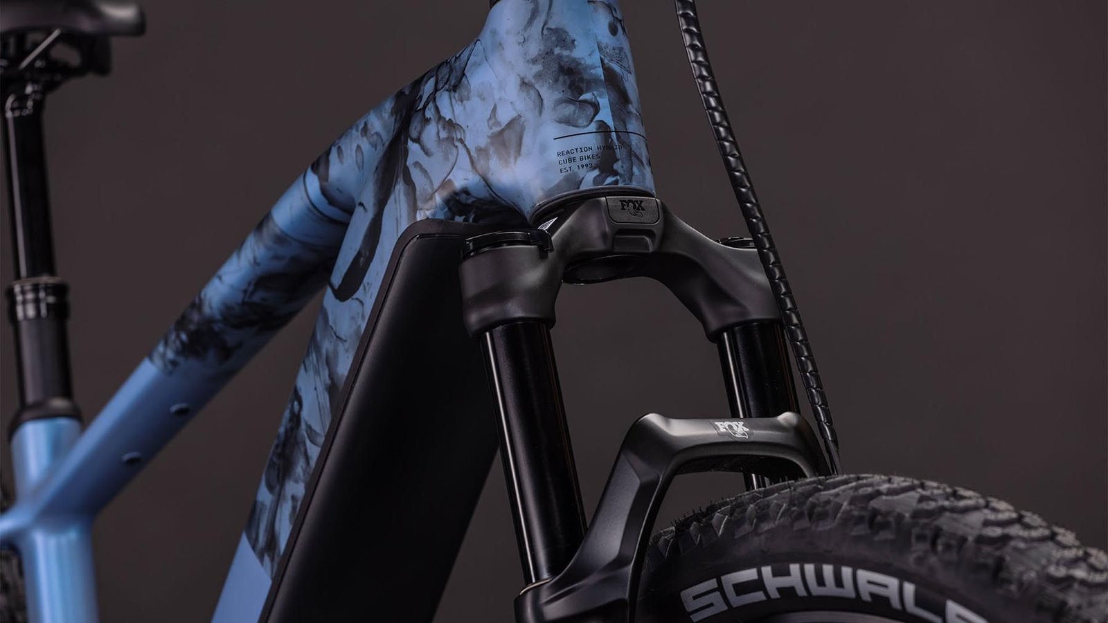 108710-Cube-Reaction-Hybrid-SLT-800-hazeblue-n-fume-2026-EBike-Hardtail-Mountainbike-06_1920x1920